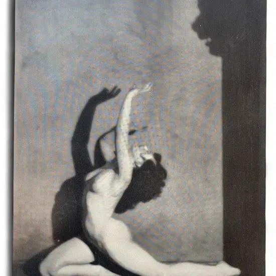 Unidentified photographer - nude woman posing in profile,